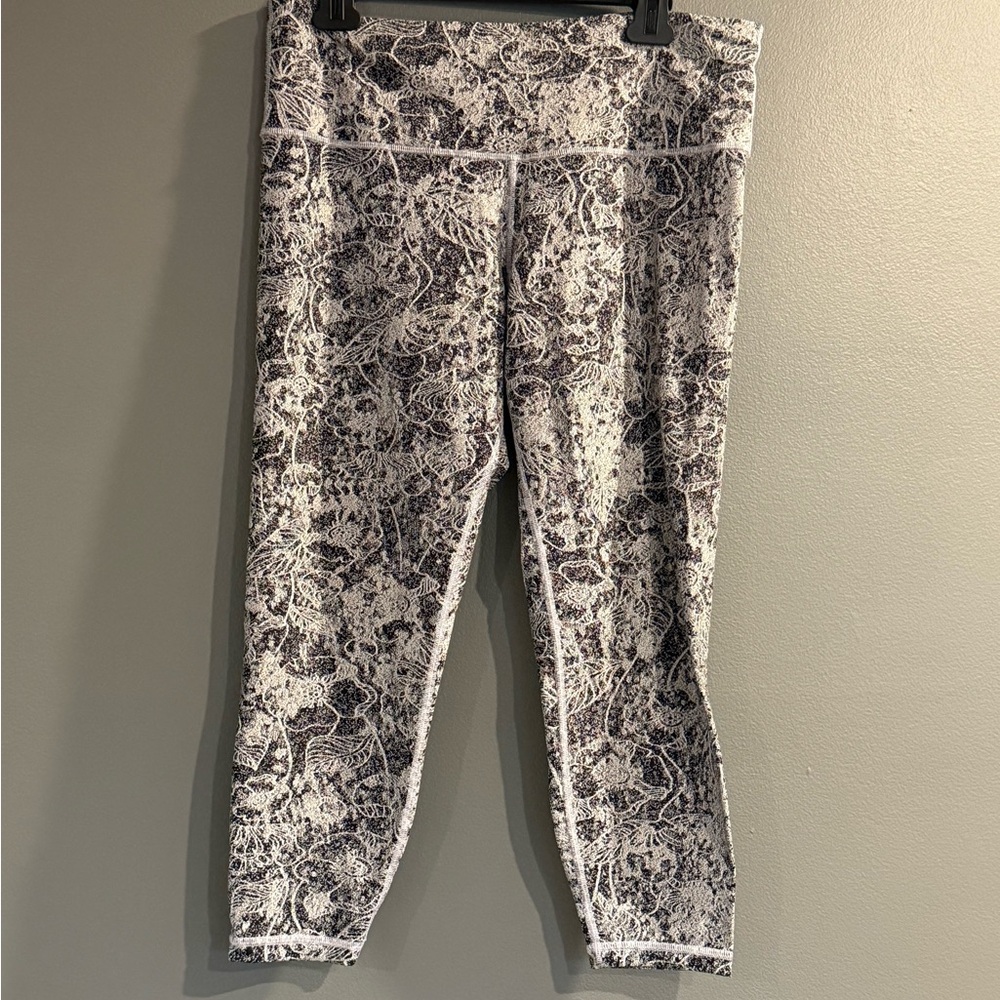 *GENTLY WORN* Athleta Women's Size 1X Elation 7/8 Tight